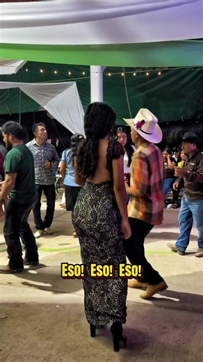 Moviendo el Cuerpito: Baile Zazaza de Los Vatos del Rancho