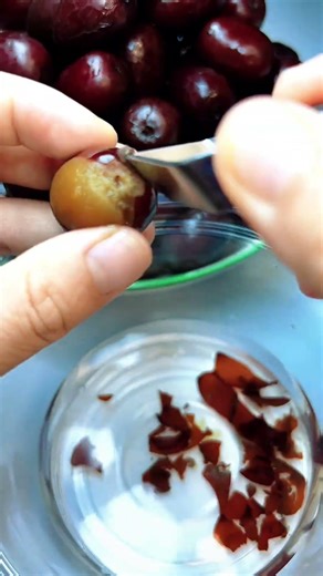 Chestnut shelling process for clean and efficient nut preparation