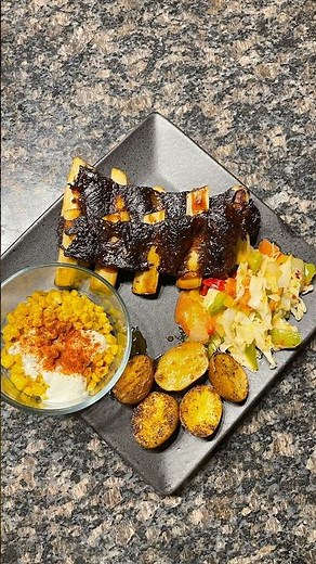 BBQ Finger Ribs Dinner 🍖🔥 | Tender Sticky Ribs with Roasted Potatoes, Corn & Southern Cabbage Slaw