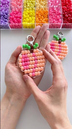 DIY Pony Bead Peach Keychain Tutorial 🍑