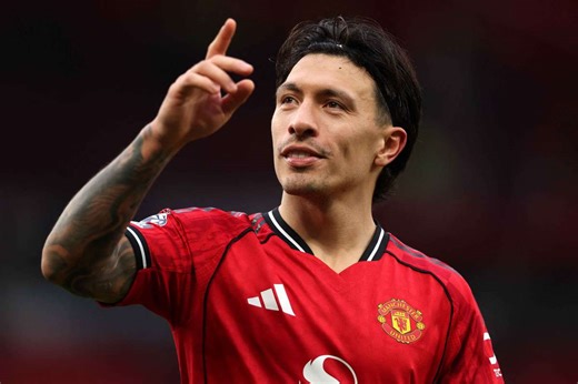 Man Utd: Lisandro Martinez blasts back at Scholes after jibes | Flashscore.com