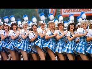 Bavarian tradition live: Dirndl parade like you've never seen it before