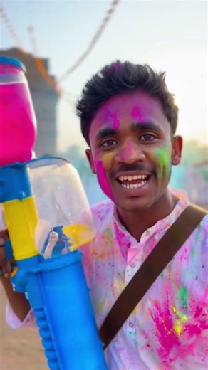 Delhi ka sabse bada pichkari 😂😂😂