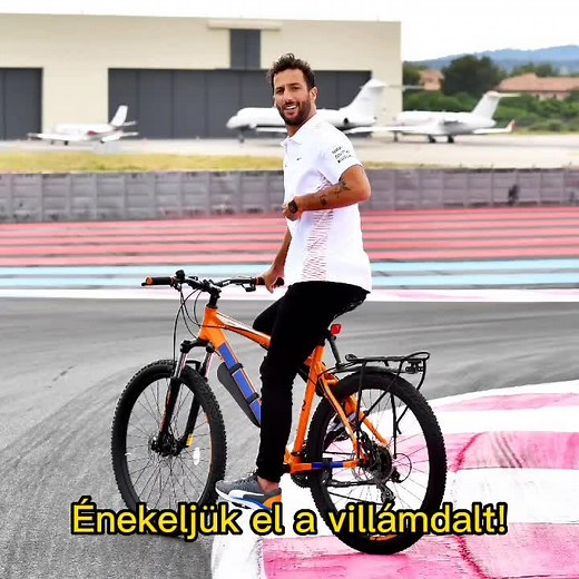 Villámdal McLaren F1 🤣🤣🤣 Imádom őket! Daniel és Lando 🥰🥰#danielricciardo #landonorris #mclarenf1team #poén
