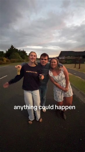 charlie cunningham (@notcharliecunningham)’s videos with Anything Could Happen - Ellie Goulding