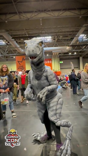 Jurassic World Blue Cosplay at MCM Comic Con 2022