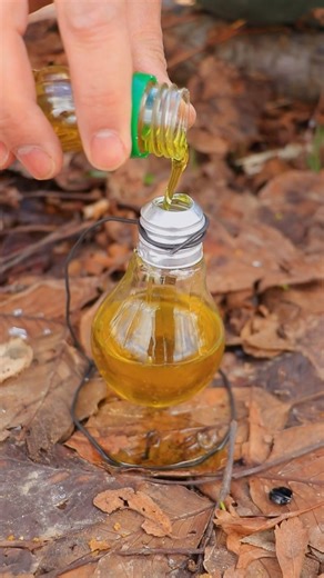 Survival Oil Lamp from Trash 💡🔥 #survival #camping #bushcraft