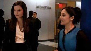 The Good Wife - Kalinda Sharma & Agent Lana Delaney (S06e05)