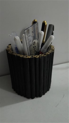 Turning Trash into Treasure ✨ | DIY Pen Holder from Waste 🖊️♻️ #Shorts #DIY