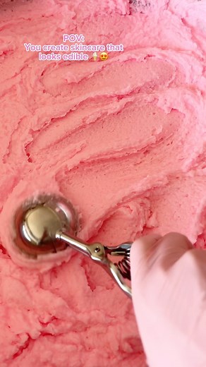 15K views · 75 reactions | Tell me that this is not the most satisfying video you have ever seen襤﫶 I’m genuinely jealous that my skin gets to eat it. | Sundae Skin Co | Facebook