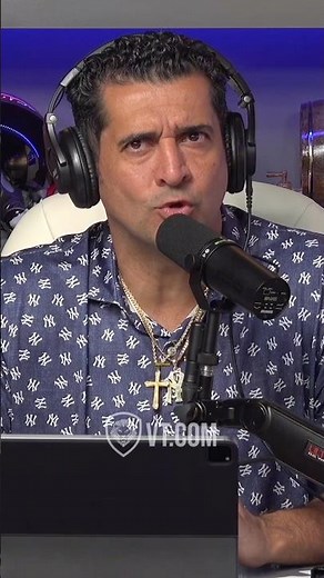 '32 days' - Kamala Harris Struggles with Teleprompter Malfunction