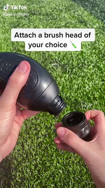 Quick Football Boots and Sneakers Cleaning with Boot Buddy 3.0