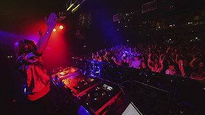 23K views · 103 reactions | 'Hey boy, hey girl, superstar DJ... here we go!' Don't miss Jo Whiley spinning all your favourite 90s classics from Oasis and Blur to The Chemical Brothers and Faithless. | The Garage | Facebook