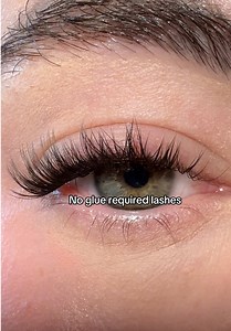 LP12 #pregluedlashes #clusterlashestutorial #lashhack | lashes