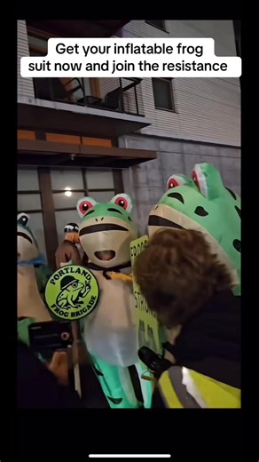 Don't dress like a regular! Jump into the spotlight and make the laughs in this inflatable frog suit! 🐸🎉 Photoshoots, parties, and goofy moments—this frog suit brings more than just style; it brings memories. Embrace the fun! 🐸📸 Buy two, get one free! Family set for two adults and one child! Only available today! Click to purchase 🐸📢 → https://reurl.cc/XQOx2M ! | Bricktopia