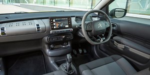 Citroen C4 Cactus (2014-2017) Interior & Infotainment