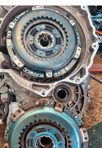 #Hyundai ionq kia niro hybrid daul clutch gearbox maintenance #ElectricCarRepair #EVRepair #hybridcarrepair #HybridRepair