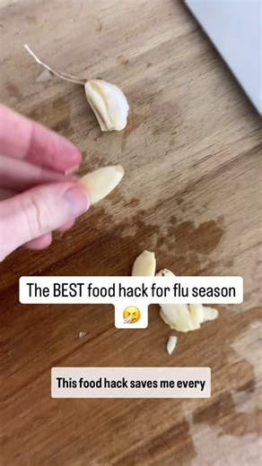 Autumn Bates | Nutrition | Intermittent Fasting on Instagram: "I’ve been doing this garlic hack ever since I was a kid and I absolutely swear by it. Some tips: -DON’T take it on an empty stomach or it could make you feel really nauseas -start with one small clove. Like I mentioned… it’s strong. -throw it in a homemade salad dressing first to ease into it. #naturalcoldremedy"