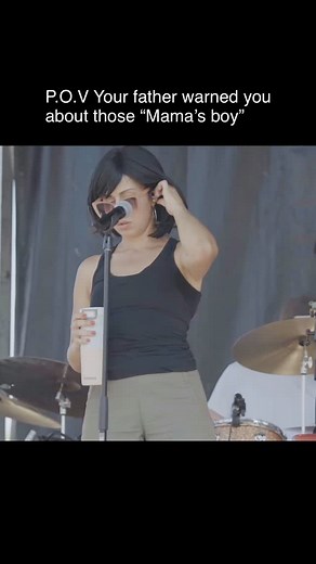 P.O.V Ton père t’avait prévenue à propos des fils à maman 😅🫣 #chanson #québec #newmusicalert #quebecoise | Sally Folk