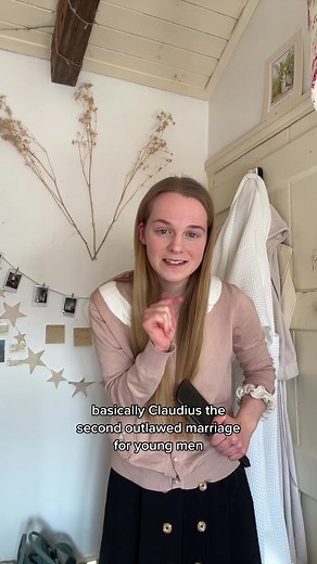 Stylish Valentines Day Outfit Inspiration