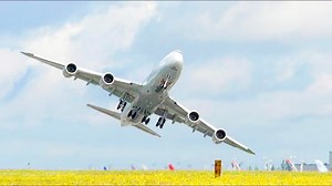 15个赏心悦目的飞机飞行视频，这才是真正的航空大片，画面太美了