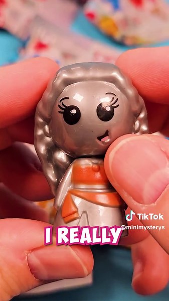 Disney 100 Bops n Tops Blind Bags Unboxing | Ooshies & Pencil Toppers