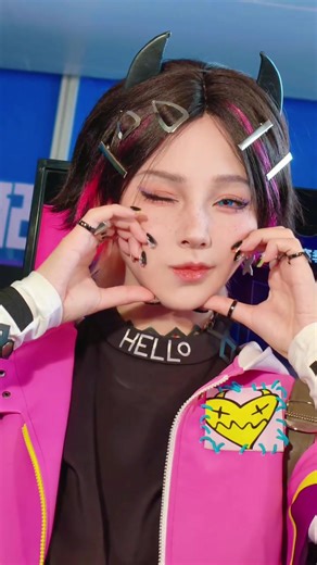 Epic Valorant Cosplay Showcase