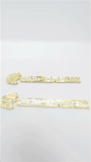 Custom Fender Emblem for Dodge Charger & Challenger Jailbreak – Silver/Gold Mirror Acrylic