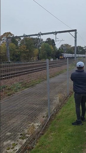 Class 385 Passing Ballgreen