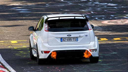 Ford Focus goes aggressive with flames under hard driving