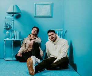 The Blue Stones return with confident new single 'Shakin’ Off The Rust', UK tour starts next week • WithGuitars