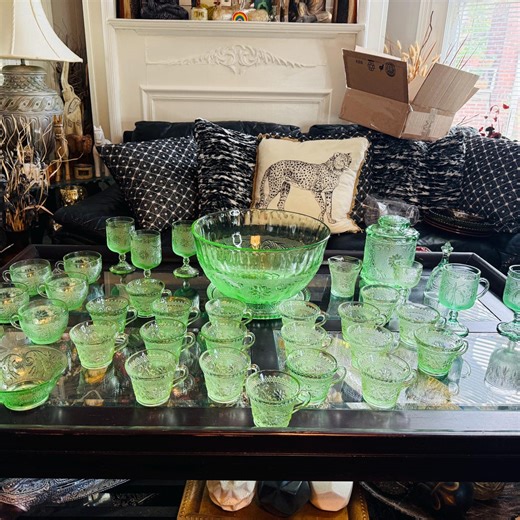 Chantilly Green Sandwich Glass Punch Bowl Set: Tiara Indiana, 19 Cups - Etsy