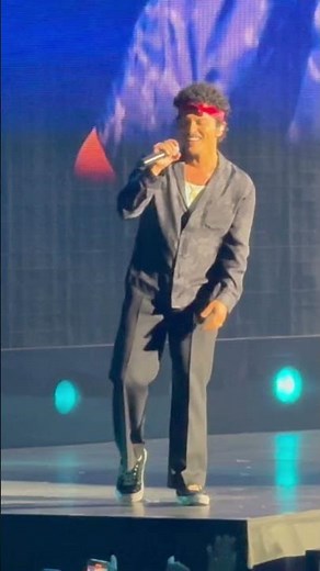 Bruno Mars en directo desde Madrid - Just The Way You Are #brunomars #justthewayyouare