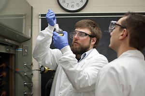 Undergraduate Programs | Chemistry & Biochemistry | Kent State University