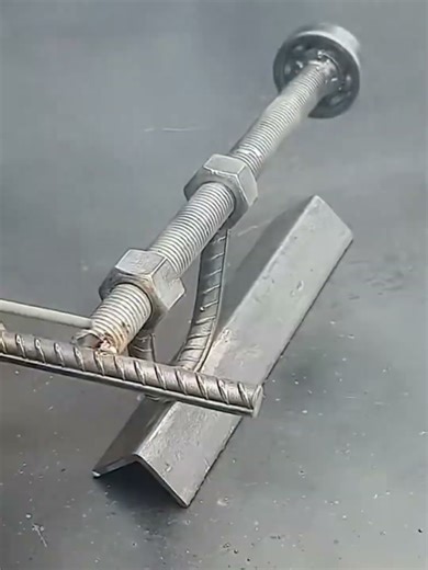 diy simple tool for making thread patterns from iron💡 #craft #diy #diycrafts #tools #iron #shorts