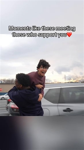 literally makes my whole day 🥺 #datboyali #fyp #trending #viral | Meeting People