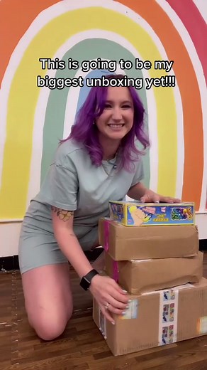 So excited to unbox @funkyfidgetsshop , @sensory_toybox , and @memes.midget.fidgets.fp #fidgets #LUNCH #FeastChallenge #SinkMyTeethIn