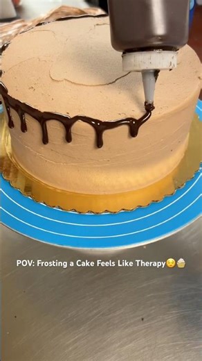 POV: Cake Decorating Before the Bakery Gets Busy #bakery #slowliving #pov