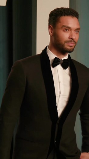 Regé-Jean Page Vanity Fair Oscars Party Highlights