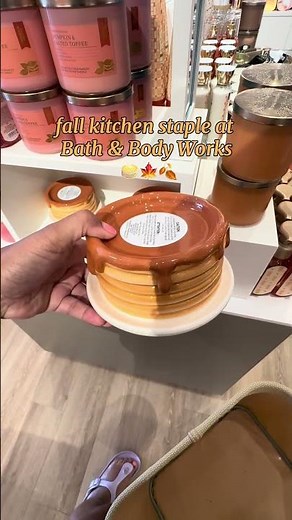 pancake candle holder at bath and body works 🥞🍂🧡 #bathandbodyworks #fall2026 #pancakes #pancake