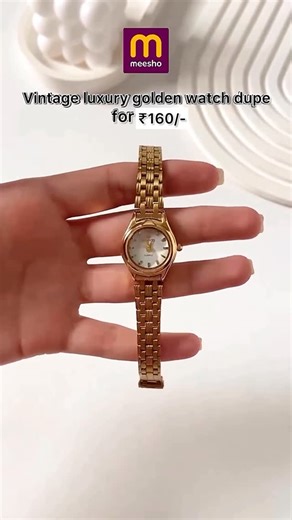 CONTENT CREATOR on Instagram: "⌚ First look-il thanne ishtapettu! ✔️ Premium look ✔️ Comfortable fit ✔️ Budget friendly Ee price-il ithil better option undo? 🤔 #watch #explorepage #onlineshop #meeshoshopping🛍️ #viral"