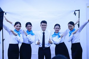 13K views · 759 reactions | ဒီရက်ပိုင်း အတန်းတွေ အရင်ကထက် ပိုကြိုးစားကြရအောင်...❤️  | Myanmar Flight Attendant School | Facebook