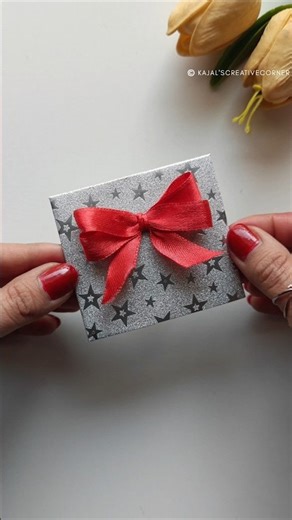 Wrap a Birthday GIFT in 5 Minutes! #giftideas #birthdaygift