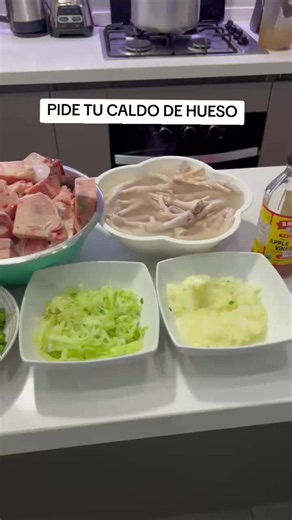 Caldo de huesos para mujeres: beneficios y cómo pedirlo