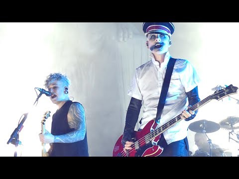 Marilyn Manson The Beautiful People Live 4K Front Row Tinley Park 09-05-26