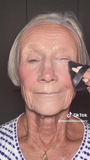 FULL GLAM ON MY GRANDMA! 💄💋 | make up