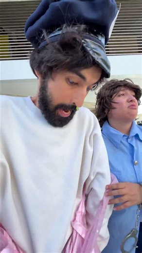 Escape Artist: The Ultimate Clean-Up Challenge! 🧼✨