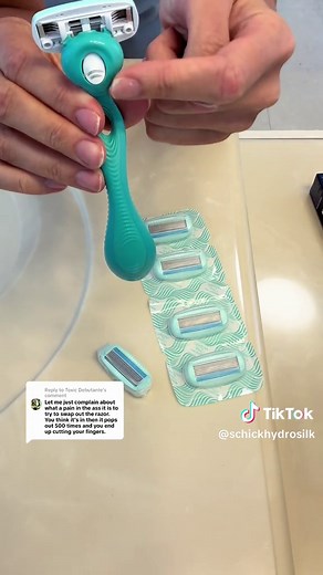 Replying to @Toxic Debutante We’re sorry your refills have given you trouble! Here are some tips and tricks to changing your blades and thanks for reminding me to replace mine!