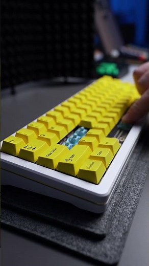 Akko V3 Cream Yellow vs Akko V3 Cream Blue Sound Test