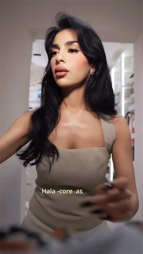 Hala Owais on Instagram: "What did I forget ? This time ….the only thing changed in my washing routine is … DOWNY 💙 @downy.arabia Long lasting freshness always ! 💙 #downyarabia #fabricenhancer #ad"